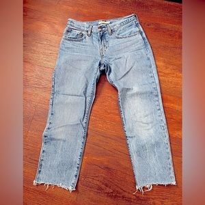 Levis Women Middy Straight Jeans, Washed Black, Size W26, red tab, zip fly